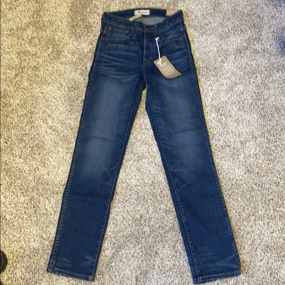 Madewell size 23 slim straight jeans
